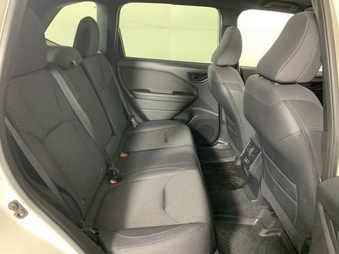 Used 2025 Subaru Forester Premium AWD/4WD image 26
