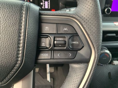 Used 2025 Toyota 4Runner SR5 image 27