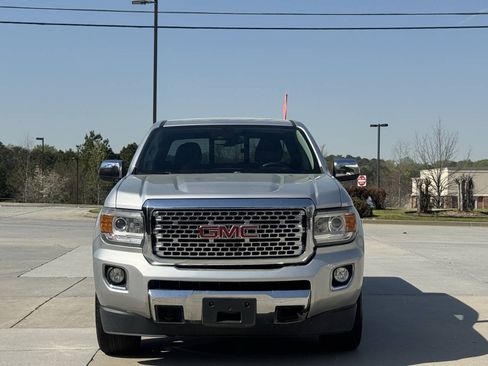 Used 2018 GMC Canyon Denali AWD/4WD image 2