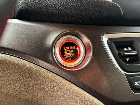 Used 2019 Honda Pilot LX image 17