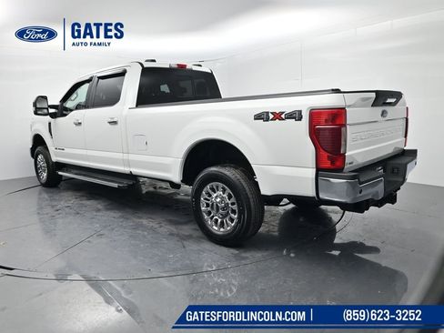 Used 2022 Ford F250 Lariat w/ Chrome Package image 6