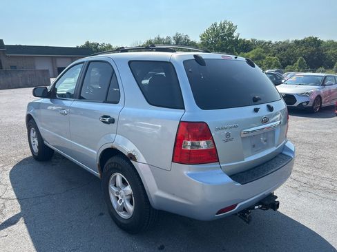 Used 2007 Kia Sorento 4WD image 8