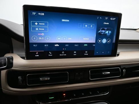 Certified 2022 Lincoln Nautilus FWD image 17