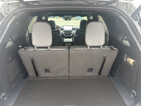 New 2026 Ford Explorer ST-Line w/ ST-Line Street Pack image 10