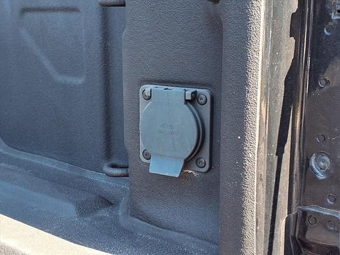 Used 2021 GMC Sierra 2500 Denali w/ Denali Ultimate Package image 21