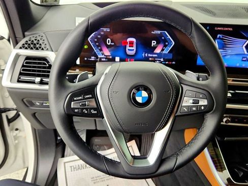 Used 2026 BMW X5 xDrive40i w/ Premium Package AWD/4WD image 14