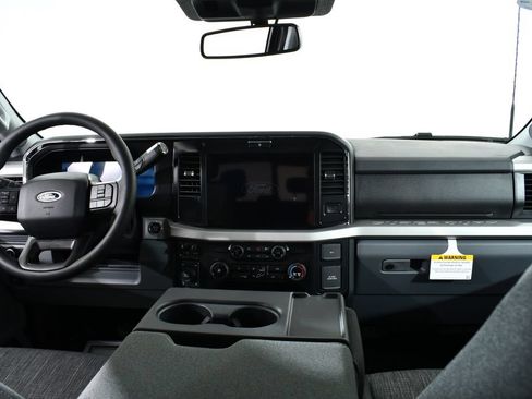 New 2026 Ford F350 XLT w/ XLT Premium Package AWD/4WD image 7