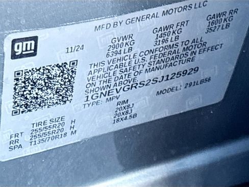 Used 2025 Chevrolet Traverse LT w/ Enhanced Driving Package AWD/4WD image 35