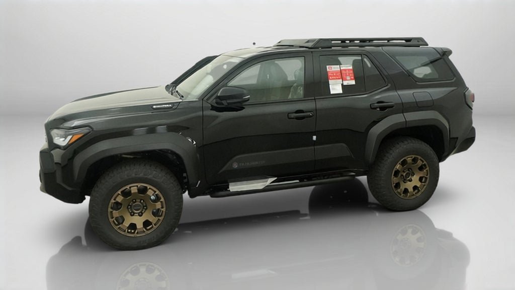 New 2026 Toyota 4Runner Trailhunter AWD/4WD image 2