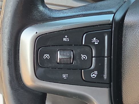 Used 2022 Chevrolet Tahoe Premier AWD/4WD image 23