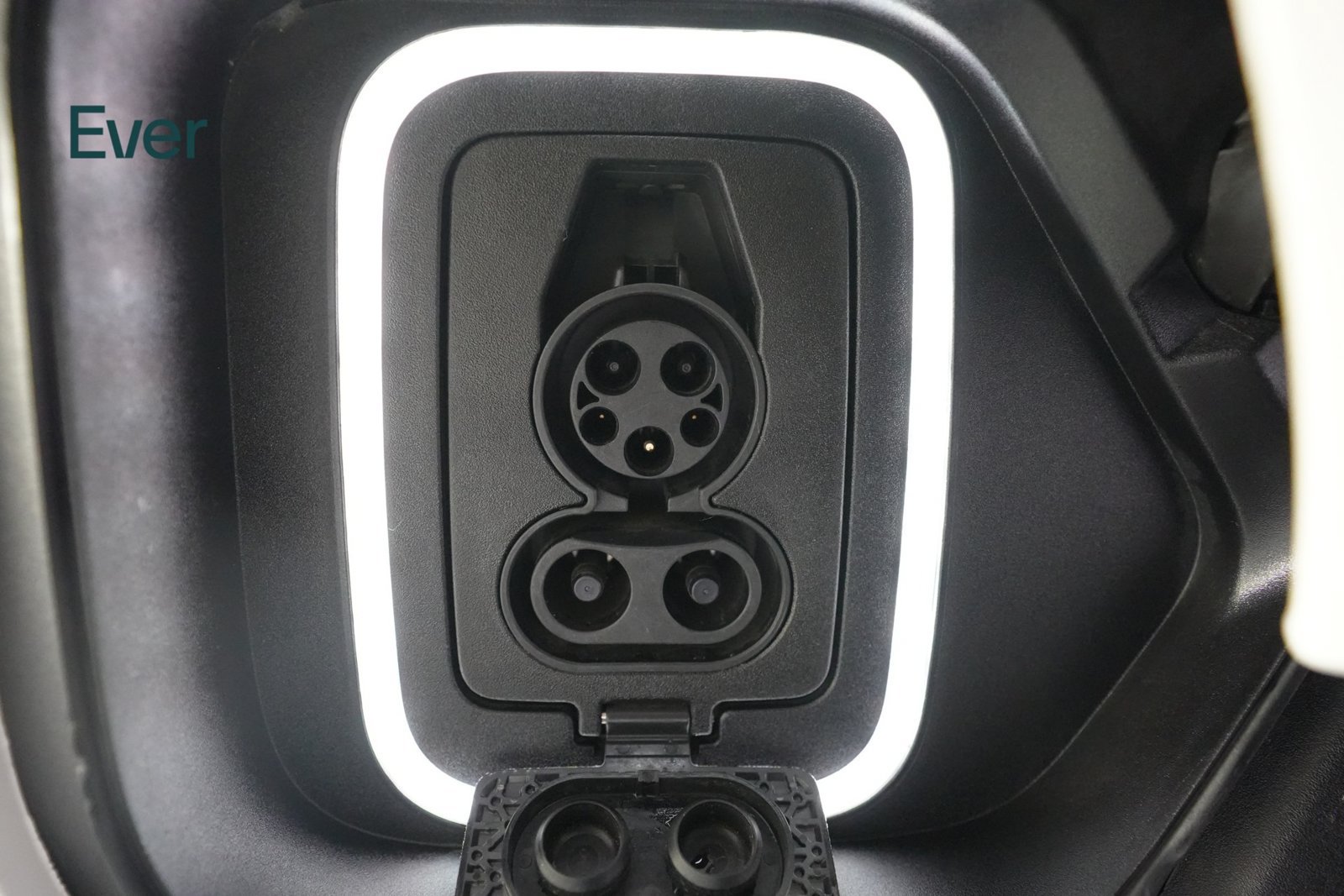 Used 2023 Rivian R1S Adventure Quad AWD/4WD image 10