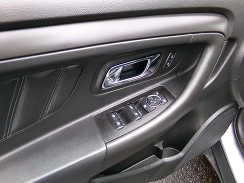 Used 2019 Ford Taurus Police Interceptor AWD image 13