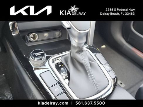 New 2026 Kia Seltos S FWD image 22