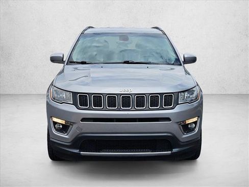 Used 2020 Jeep Compass Limited FWD image 2