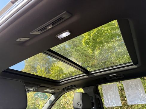 Certified 2024 GMC Yukon XL Denali image 50