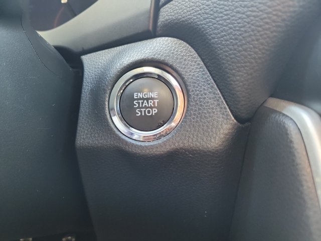 Certified 2023 Toyota RAV4 XLE Premium AWD/4WD image 31