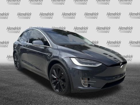 Used 2016 Tesla Model X P90D image 2