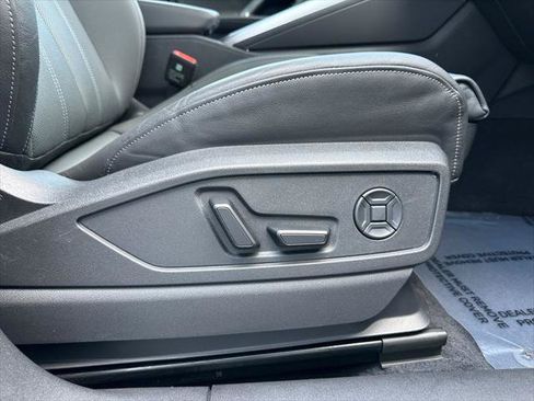 Certified 2025 Audi Q5 Premium Plus w/ Premium Plus AWD/4WD image 24