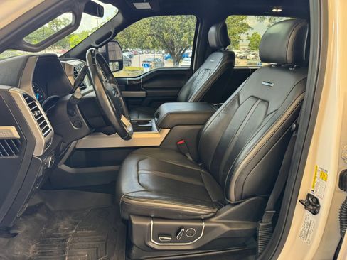 Used 2017 Ford F250 Platinum w/ Platinum Ultimate Package AWD/4WD image 14