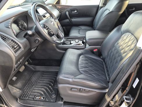Used 2024 Nissan Armada Platinum w/ Captain's Chairs Package RWD image 12