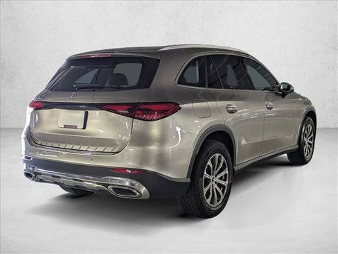 Certified 2024 Mercedes-Benz GLC 300 image 8