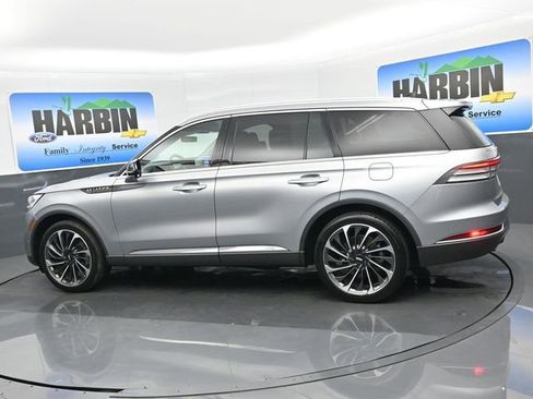 Used 2021 Lincoln Aviator Reserve w/ Equipment Group 202A image 3