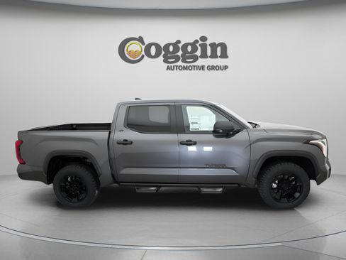 New 2026 Toyota Tundra SR5 AWD/4WD image 25