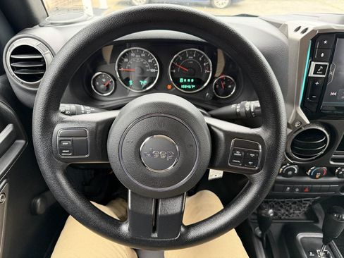 Used 2017 Jeep Wrangler Unlimited Sport AWD/4WD image 23