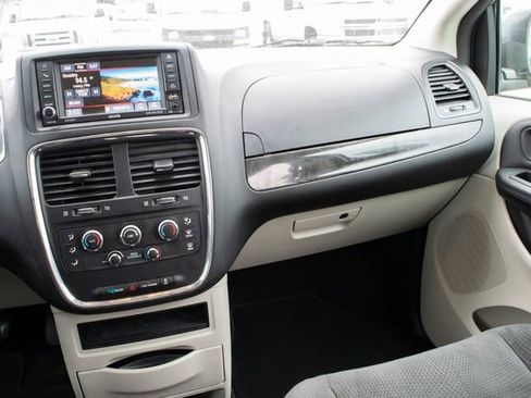 Used 2017 Dodge Grand Caravan SE w/ Power Window Group image 22