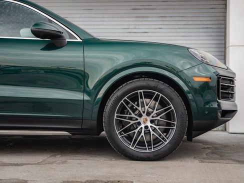 New 2026 Porsche Cayenne S image 9