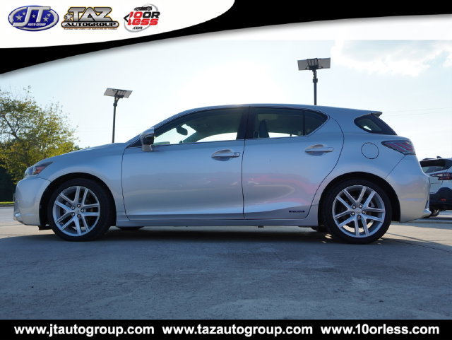 Used 2015 Lexus CT 200h w/ Navigation Package FWD image 6