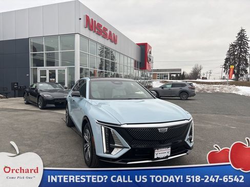 Used 2024 Cadillac Lyriq Luxury image 1