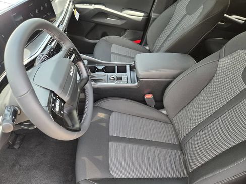 New 2026 Kia Sorento LX FWD image 9