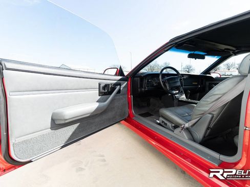 Used 1991 Chevrolet Camaro Z28 image 54