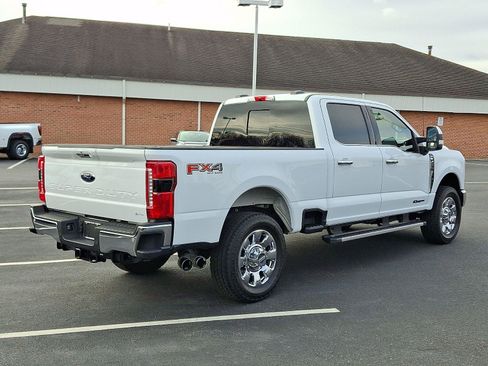 Used 2024 Ford F250 Lariat w/ Chrome Package image 6