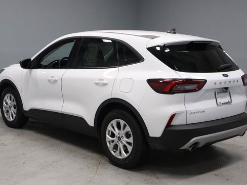 Certified 2025 Ford Escape Active image 7