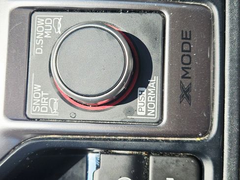 Used 2024 Subaru Forester Touring image 24