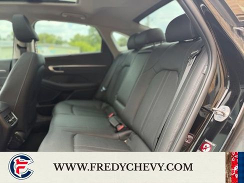 Used 2023 Hyundai Sonata Limited w/ Cargo Package FWD image 24