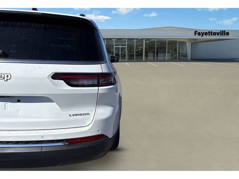 New 2025 Jeep Grand Cherokee L Laredo w/ Trailer Tow Package image 10