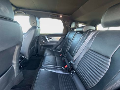 Used 2021 Land Rover Discovery Sport S image 15