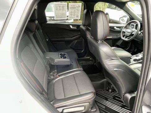 Certified 2023 Ford Escape ST-Line w/ Tech Pack #1 AWD/4WD image 23