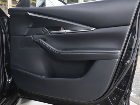 Used 2025 MAZDA CX-30 AWD 2.5 S w/ Select Sport Pkg image 9