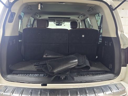 Used 2023 INFINITI QX80 Premium Select w/ Cargo Package AWD/4WD image 11