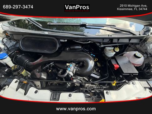 Used 2015 Ford Transit 250 130 Medium Roof RWD image 16