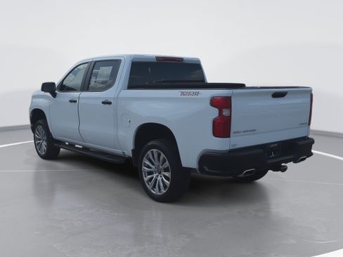Used 2025 Chevrolet Silverado 1500 Custom Trail Boss AWD/4WD image 5