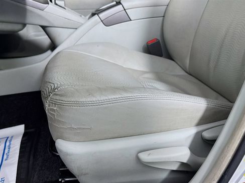 Used 2014 Toyota Prius Three FWD image 22