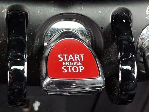 Used 2022 MINI Cooper 4-Door Hardtop image 24