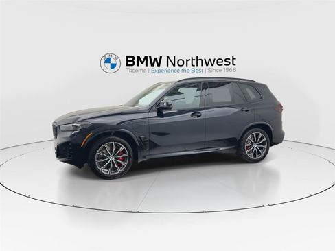 New 2026 BMW X5 xDrive50e w/ M Sport Package AWD/4WD image 10