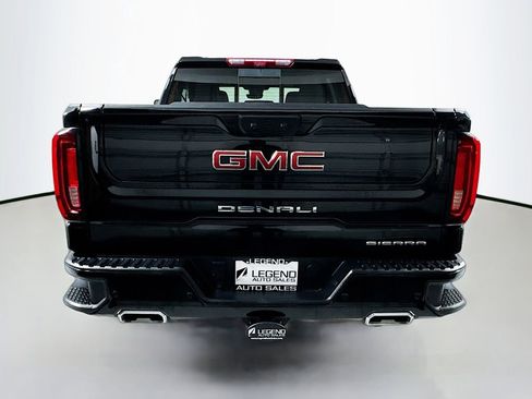 Used 2024 GMC Sierra 1500 Denali w/ Technology Package AWD/4WD image 7