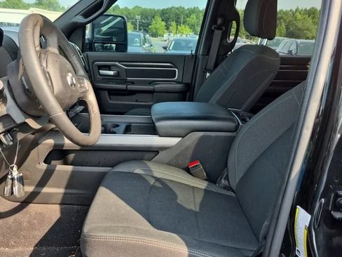 Used 2025 RAM 3500 Big Horn AWD/4WD image 5